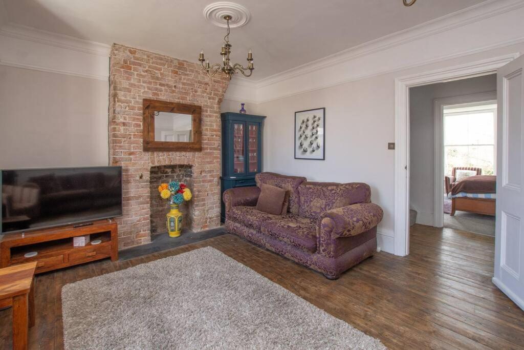 Stunning Large Victorian Maisonette With Sea View 迪尔 外观 照片
