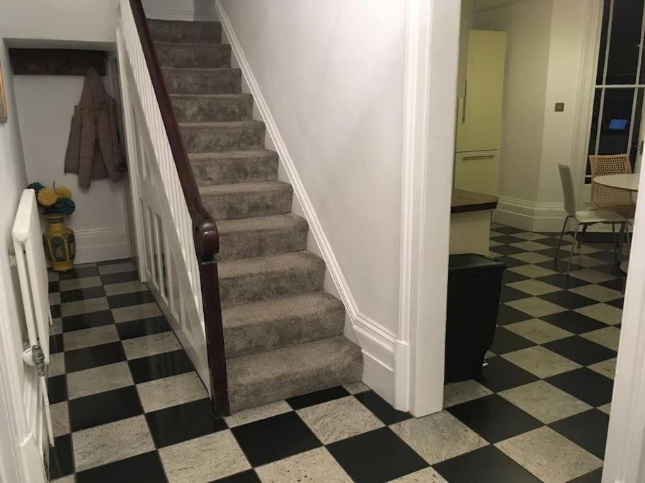 Stunning Large Victorian Maisonette With Sea View 迪尔 外观 照片